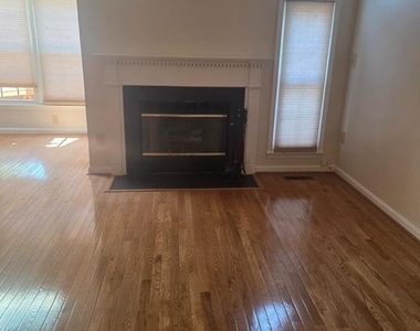 7766 Black Horse Court - Photo Thumbnail 4