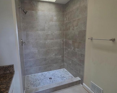 7766 Black Horse Court - Photo Thumbnail 14