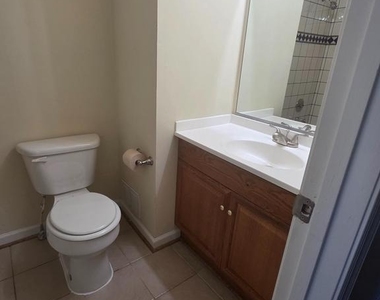 7766 Black Horse Court - Photo Thumbnail 17