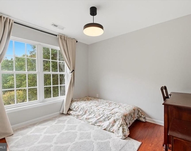 9255 Bowers Brook Place - Photo Thumbnail 31