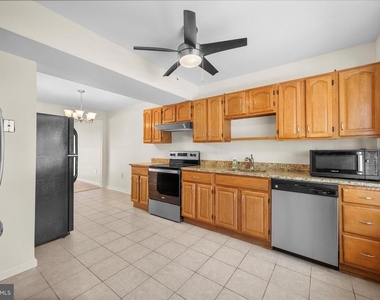 14797 Tamarack Place - Photo Thumbnail 4