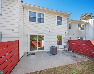 14797 Tamarack Place - Photo Thumbnail 21