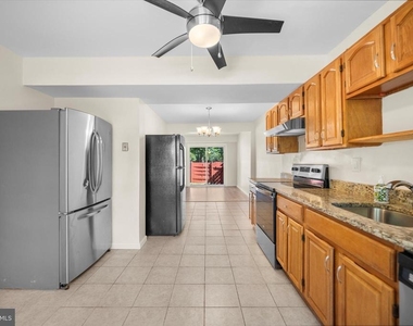 14797 Tamarack Place - Photo Thumbnail 5