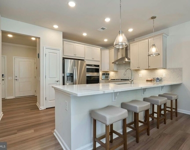 15563 Blue Lotus Lane - Photo Thumbnail 13