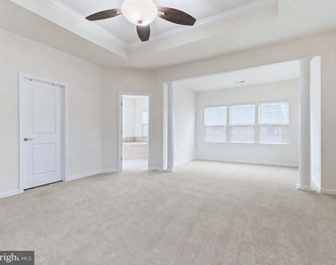 25707 Bishop Grove Terrace - Photo Thumbnail 9