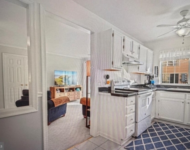 1130 Huntmaster Terrace Ne - Photo Thumbnail 4