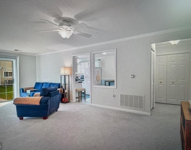 1130 Huntmaster Terrace Ne - Photo Thumbnail 5