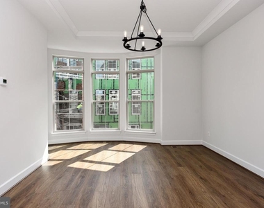 20686 Glenmont Terrace - Photo Thumbnail 10