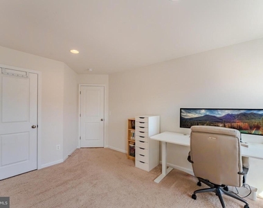 42506 Dogwood Glen Square - Photo Thumbnail 41