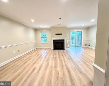 47403 Darkhollow Falls Terrace - Photo Thumbnail 32