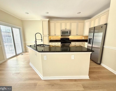 47403 Darkhollow Falls Terrace - Photo Thumbnail 16