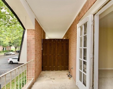 5911 Prince James Drive - Photo Thumbnail 11