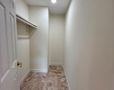 3001 Preston Avenue - Photo Thumbnail 12