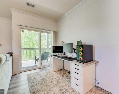 1600 Spring Gate Drive - Photo Thumbnail 10