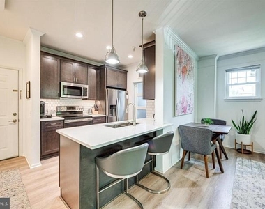 1600 Spring Gate Drive - Photo Thumbnail 6
