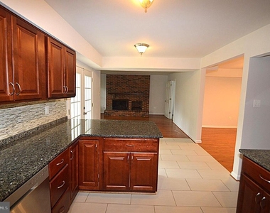 13145 Melville Lane - Photo Thumbnail 18