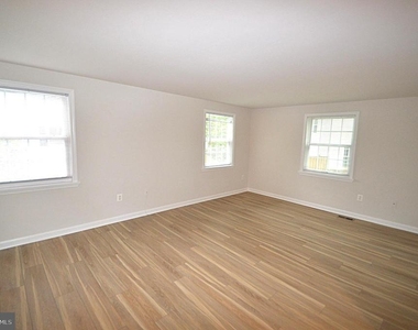 13145 Melville Lane - Photo Thumbnail 31