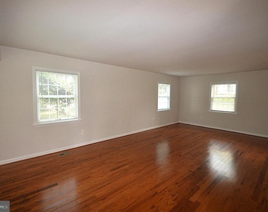 13145 Melville Lane - Photo Thumbnail 2