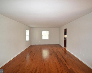 13145 Melville Lane - Photo Thumbnail 3