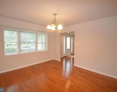 13145 Melville Lane - Photo Thumbnail 11