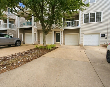 12825 Fair Briar Lane - Photo Thumbnail 2