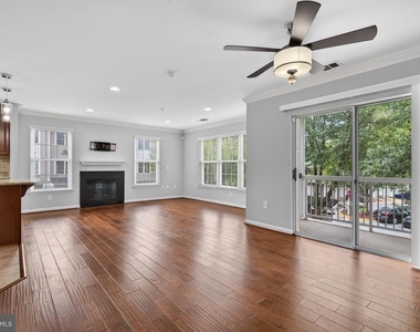 12825 Fair Briar Lane - Photo Thumbnail 7