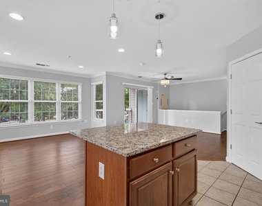 12825 Fair Briar Lane - Photo Thumbnail 13
