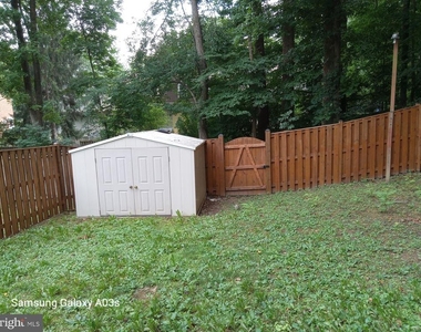 6398 Shaundale Drive - Photo Thumbnail 12