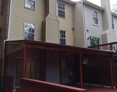 6398 Shaundale Drive - Photo Thumbnail 10