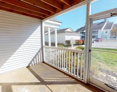 2785 S Knightsbridge Circle - Photo Thumbnail 18
