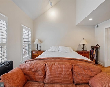 1309 Mclean Crest Court - Photo Thumbnail 20