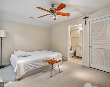 1309 Mclean Crest Court - Photo Thumbnail 28