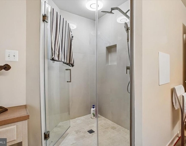 1309 Mclean Crest Court - Photo Thumbnail 25