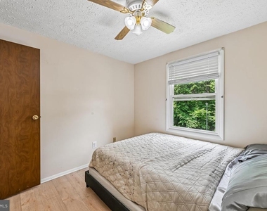 8179 Willowdale Court - Photo Thumbnail 17
