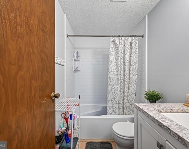 8179 Willowdale Court - Photo Thumbnail 18