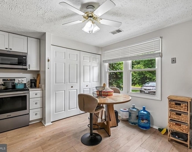 8179 Willowdale Court - Photo Thumbnail 3