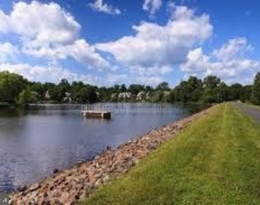 2251 Hunters Run Drive - Photo Thumbnail 54