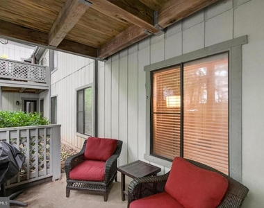 2251 Hunters Run Drive - Photo Thumbnail 37
