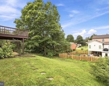 8811 Burbank Road - Photo Thumbnail 48