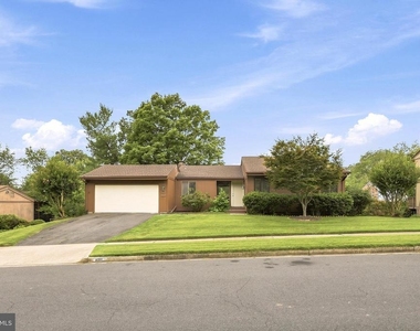 8811 Burbank Road - Photo Thumbnail 1