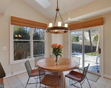 5922 Chesterbrook Road - Photo Thumbnail 34