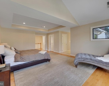 5922 Chesterbrook Road - Photo Thumbnail 45