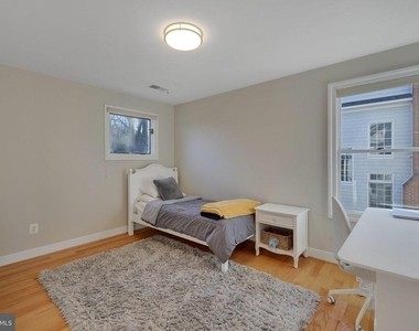 5922 Chesterbrook Road - Photo Thumbnail 62