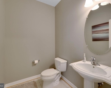 5922 Chesterbrook Road - Photo Thumbnail 38