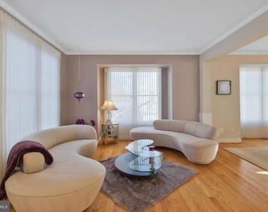 5922 Chesterbrook Road - Photo Thumbnail 17