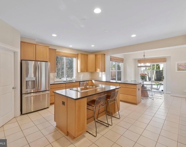 5922 Chesterbrook Road - Photo Thumbnail 26
