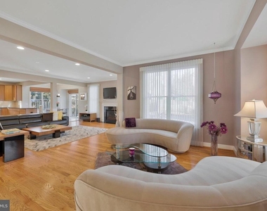 5922 Chesterbrook Road - Photo Thumbnail 16