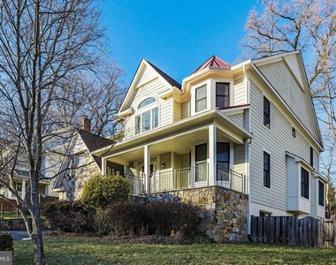 5922 Chesterbrook Road - Photo Thumbnail 3