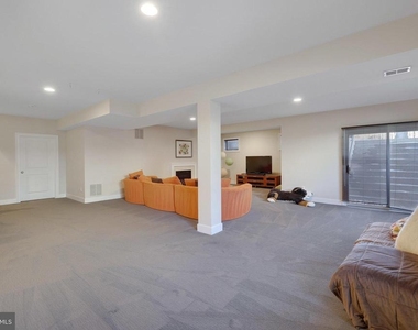 5922 Chesterbrook Road - Photo Thumbnail 67