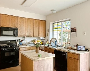 5130 Observation Way - Photo Thumbnail 6